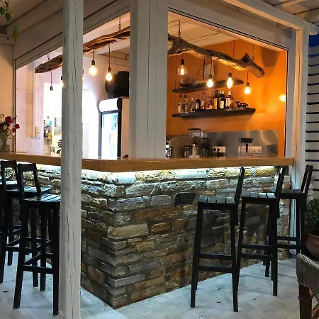 アパートホテル Deep Blue & ミロポタス