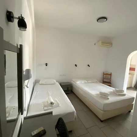 Deep Blue & アパートホテル ミロポタス