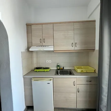 深蓝客房和公寓公寓式酒店 迈洛波塔斯