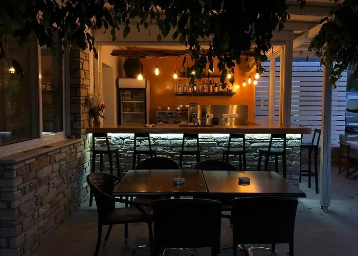 Apart-hotel Deep Blue & Mylopotas